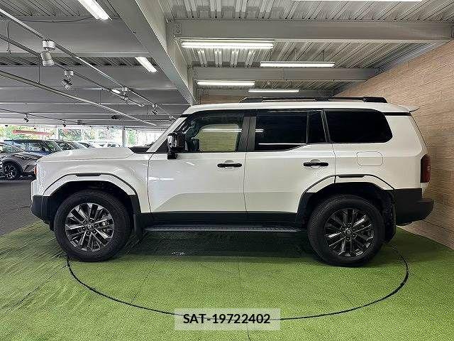 Toyota Land Cruiser 250 2024-12 8336407-16