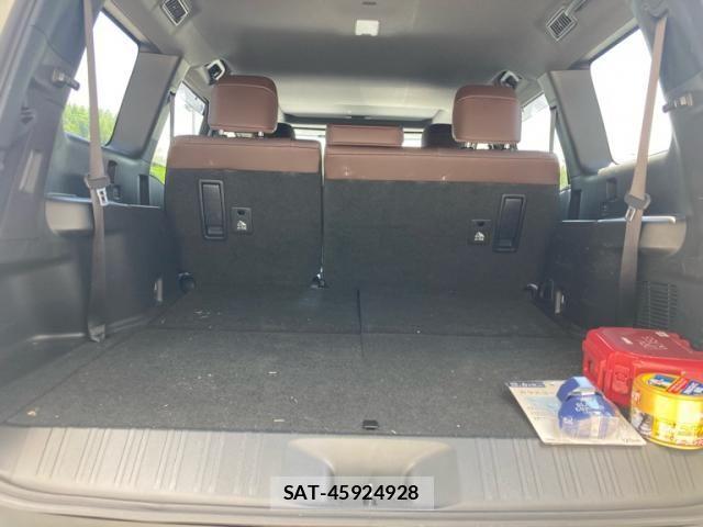Toyota Land Cruiser 250 2024-08 8336411-9