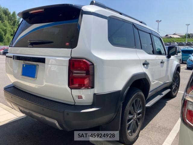 Toyota Land Cruiser 250 2024-08 8336411-3