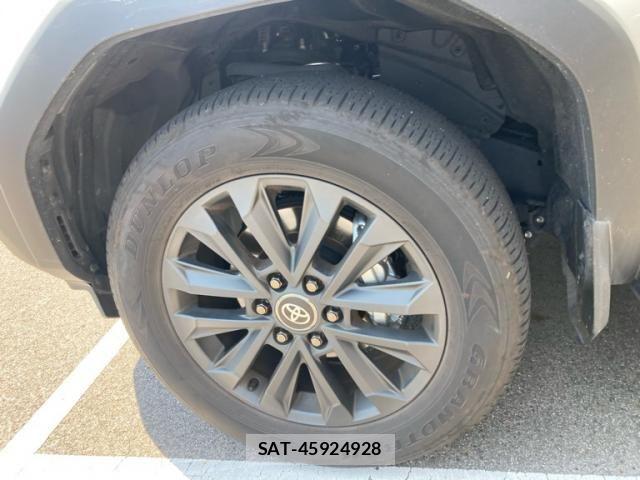 Toyota Land Cruiser 250 2024-08 8336411-8