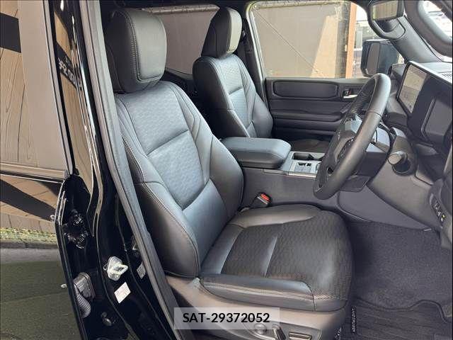 Toyota Land Cruiser 250 2024-07 8336426-4