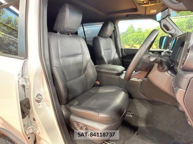 Toyota Land Cruiser 250 2025-02 8336415-7