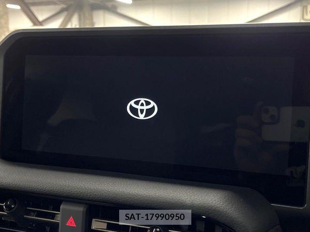 Toyota Land Cruiser 250 2024-06 8336413-3