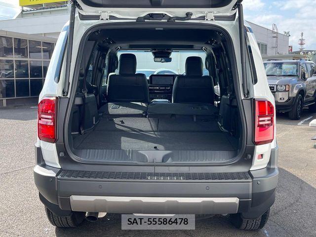 Toyota Land Cruiser 250 2024-09 8354785-10