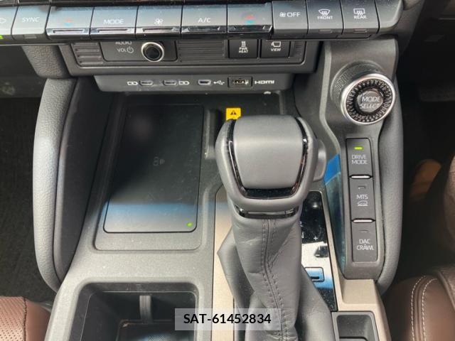 Toyota Land Cruiser 250 2024-06 8354781-22