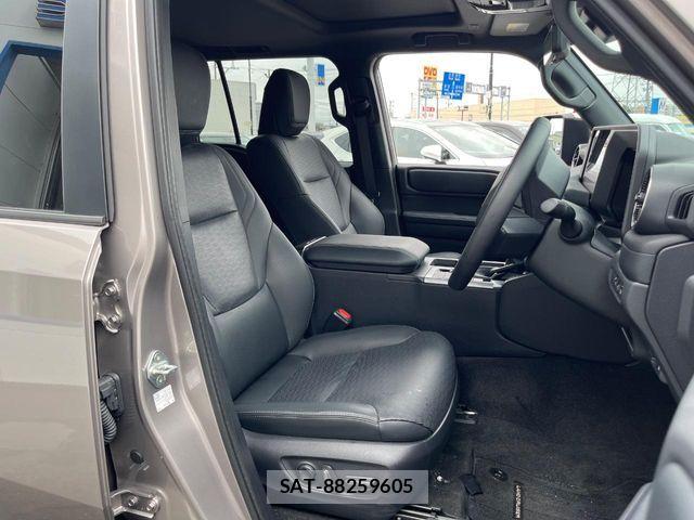 Toyota Land Cruiser 250 2025-09 8354787-7