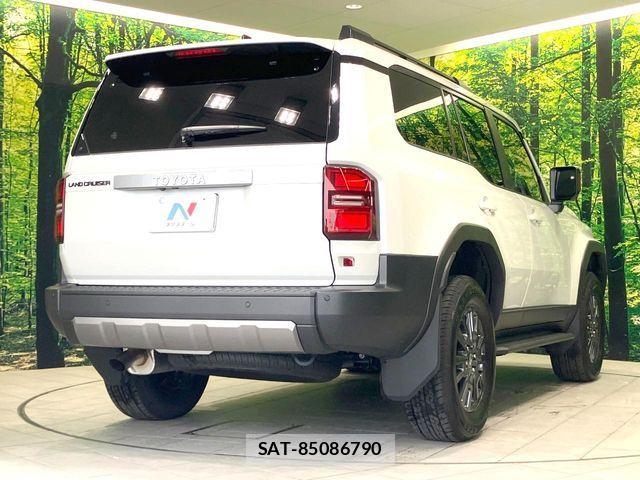 Toyota Land Cruiser 250 2025-09 8354788-17
