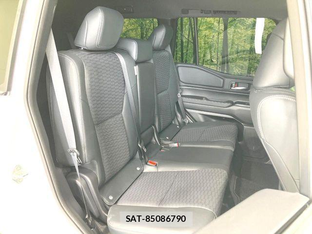 Toyota Land Cruiser 250 2025-09 8354788-8