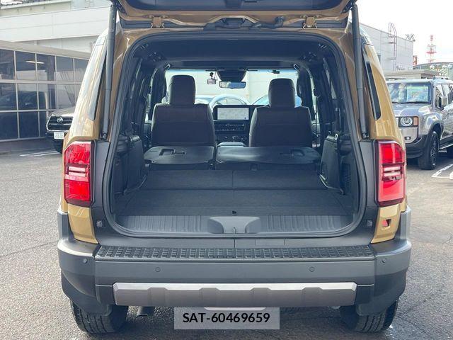 Toyota Land Cruiser 250 2024-07 8354779-10