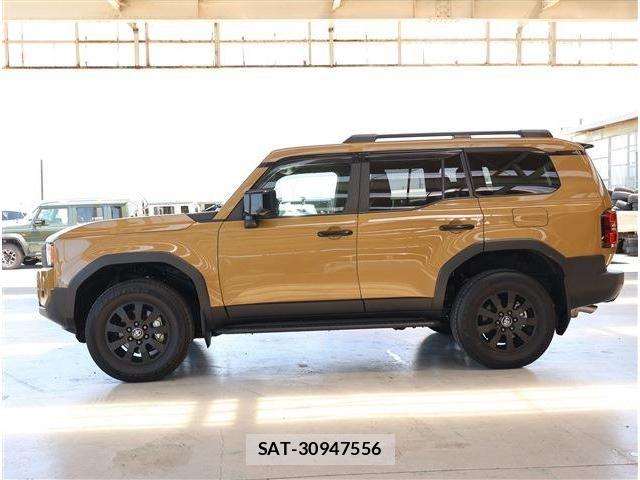 Toyota Land Cruiser 250 2024-07 8354784-23