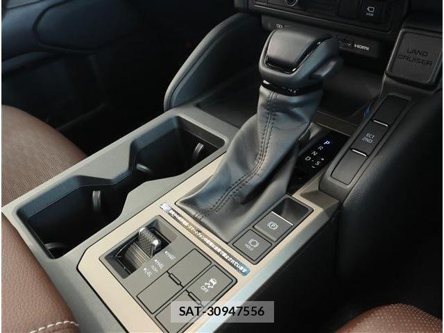 Toyota Land Cruiser 250 2024-07 8354784-8