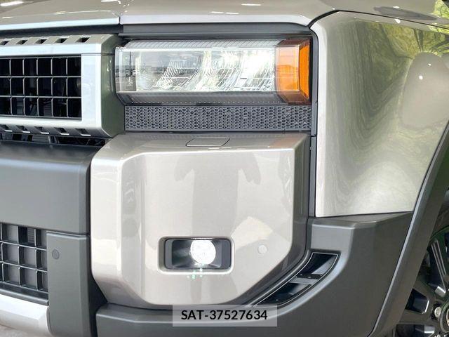 Toyota Land Cruiser 250 2024-11 8354783-12