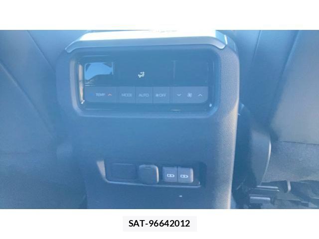 Toyota Land Cruiser 250 2024-10 8366563-20