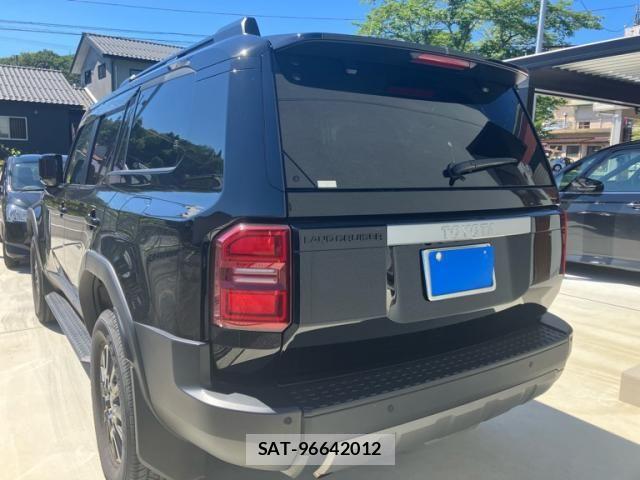 Toyota Land Cruiser 250 2024-10 8366563-2