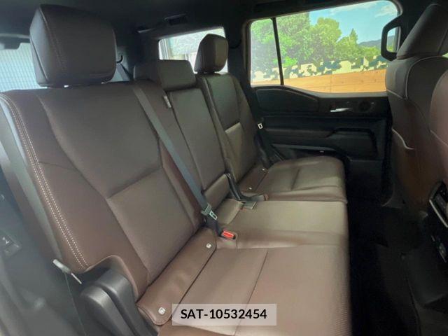 Toyota Land Cruiser 250 2024-06 8366548-7