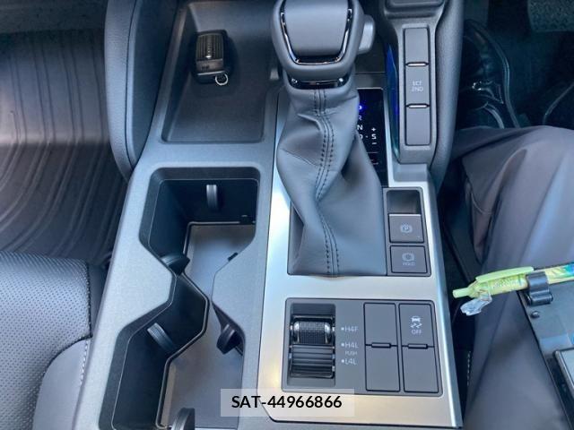 Toyota Land Cruiser 250 2025-09 8366561-26