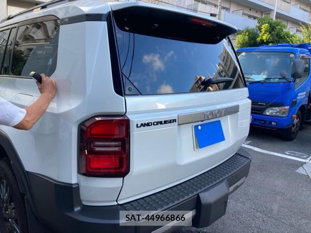 Toyota Land Cruiser 250 2025-09 8366561-2