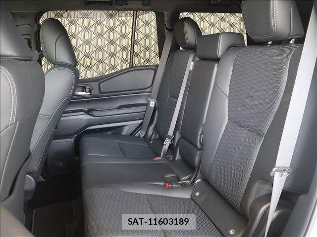Toyota Land Cruiser 250 2025-06 8366556-14