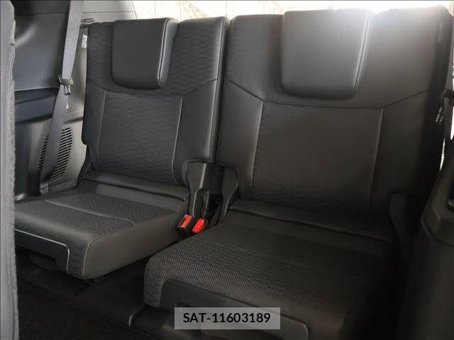 Toyota Land Cruiser 250 2025-06 8366556-15