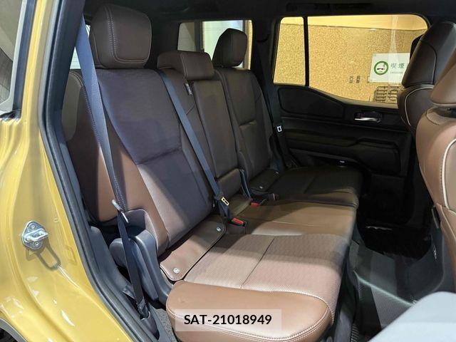 Toyota Land Cruiser 250 2024-07 8366552-11