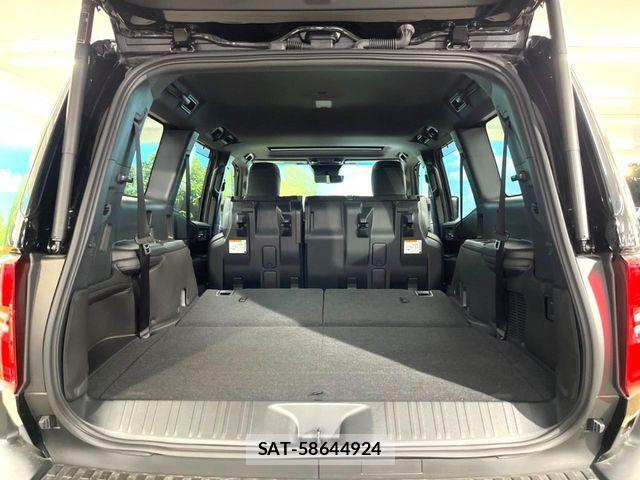 Toyota Land Cruiser 250 2025-02 8438275-10