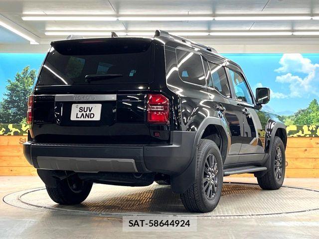 Toyota Land Cruiser 250 2025-02 8438275-16