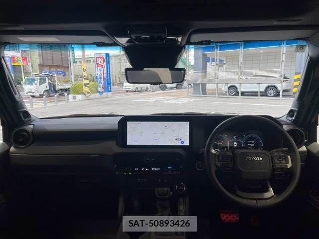 Toyota Land Cruiser 250 2024-06 8485565-2