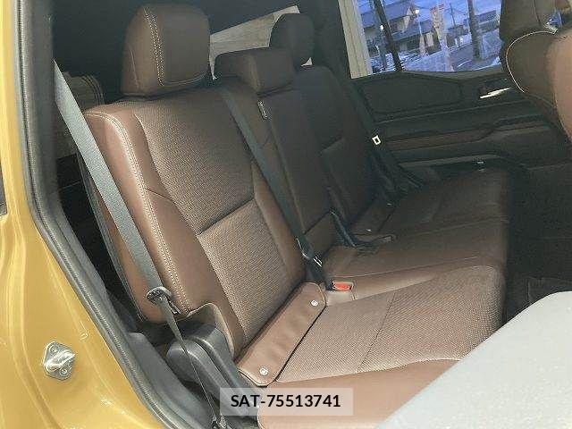 Toyota Land Cruiser 250 2024-07 8485566-10