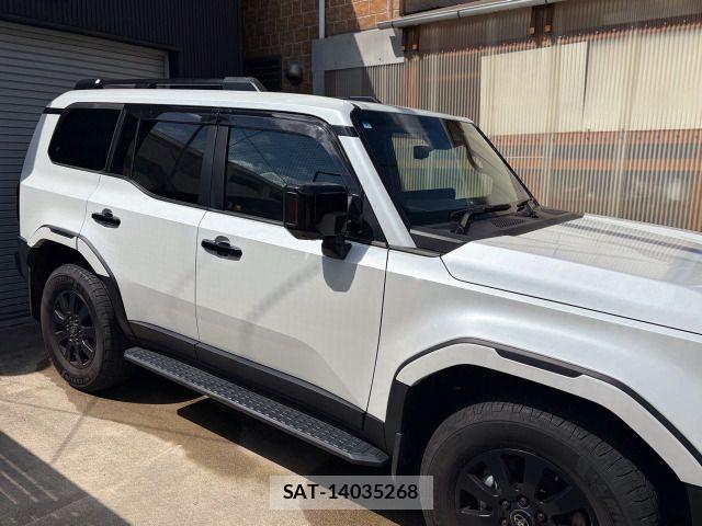 Toyota Land Cruiser 250 2024-05 8525411-10