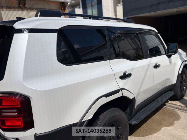 Toyota Land Cruiser 250 2024-05 8525411-18