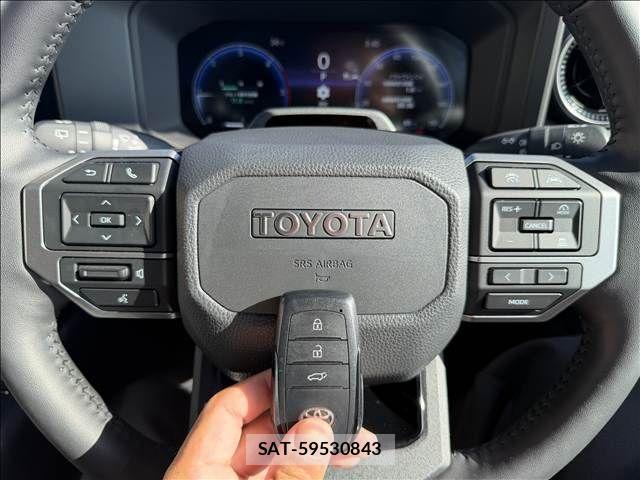 Toyota Land Cruiser 250 2026-01 8525406-17