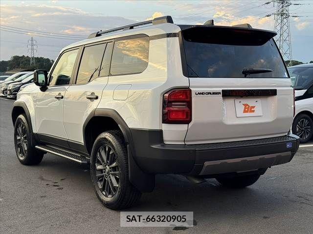 Toyota Land Cruiser 250 2025-10 8562315-12