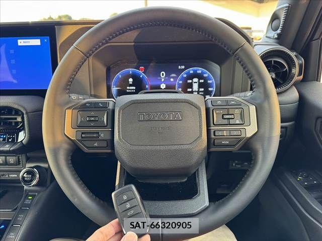 Toyota Land Cruiser 250 2025-10 8562315-6