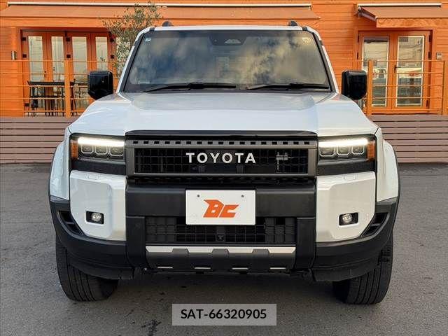 Toyota Land Cruiser 250 2025-10 8562315-8