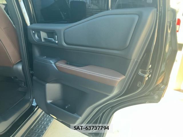 Toyota Land Cruiser 250 2024-08 8562314-8
