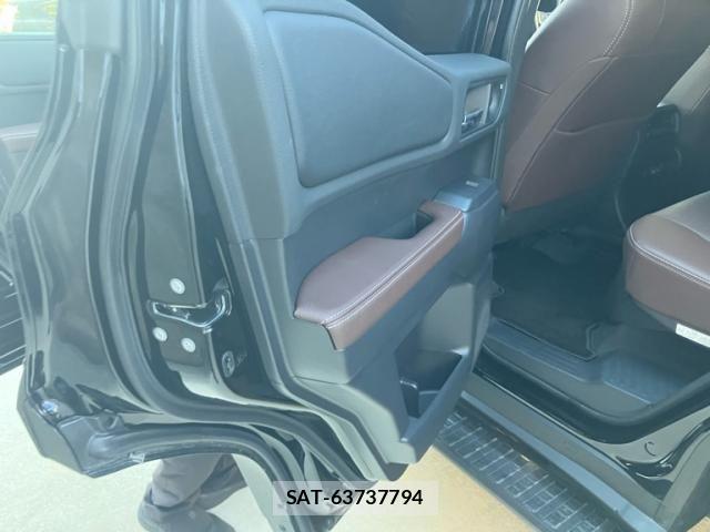 Toyota Land Cruiser 250 2024-08 8562314-6