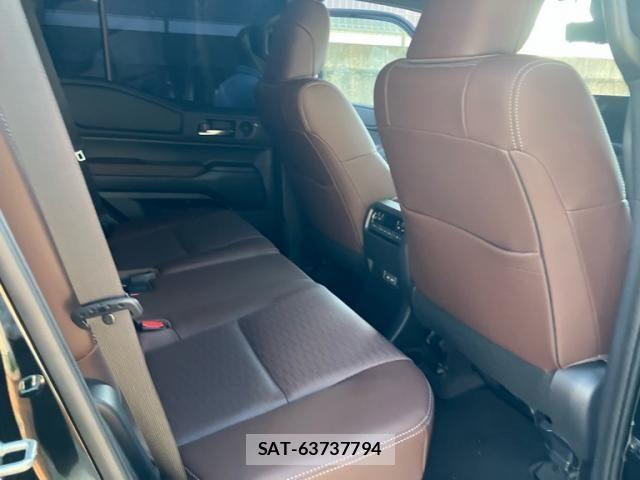 Toyota Land Cruiser 250 2024-08 8562314-7