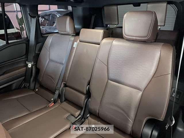 Toyota Land Cruiser 250 2025-04 8562313-17
