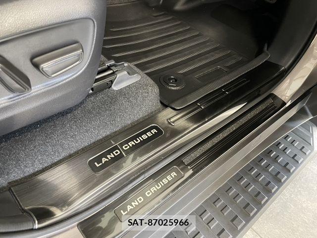 Toyota Land Cruiser 250 2025-04 8562313-24