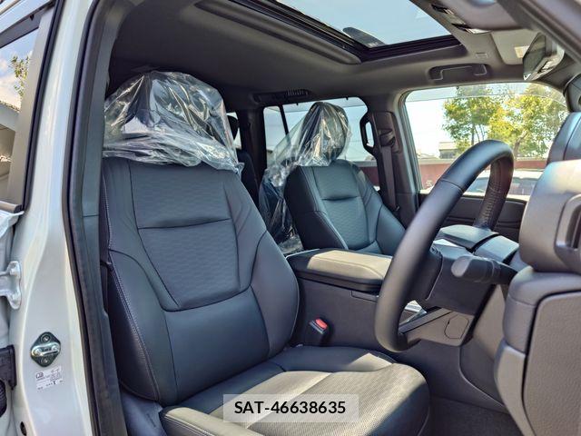 Toyota Land Cruiser 250 2025-04 8627340-12