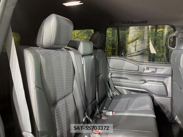 Toyota Land Cruiser 250 2024-07 8627354-8
