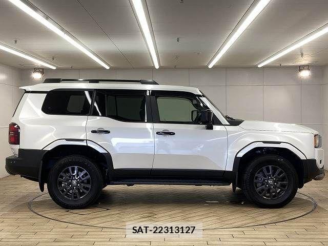 Toyota Land Cruiser 250 2024-08 8627342-17