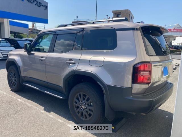 Toyota Land Cruiser 250 2025-09 8627353-7