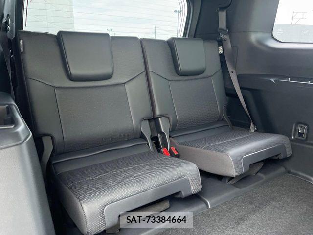 Toyota Land Cruiser 250 2025-07 8627341-9