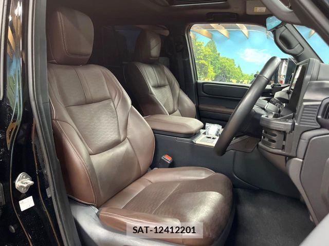 Toyota Land Cruiser 250 2024-07 8627349-8