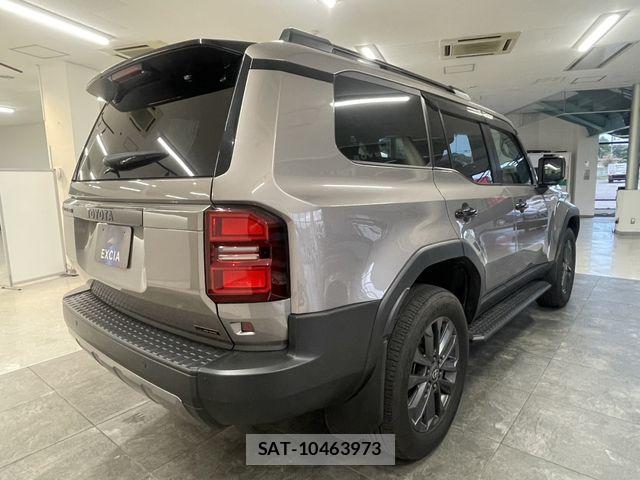 Toyota Land Cruiser 250 2024-12 8659738-4