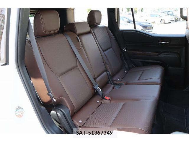 Toyota Land Cruiser 250 2024-07 8659743-11