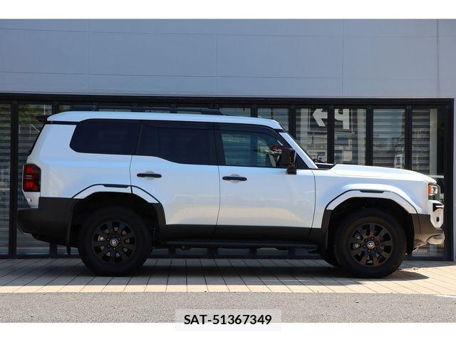 Toyota Land Cruiser 250 2024-07 8659743-5
