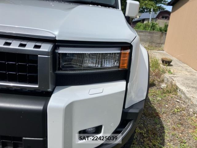 Toyota Land Cruiser 250 2024-06 8659751-2