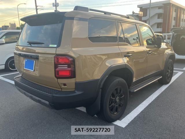 Toyota Land Cruiser 250 2024-07 8659747-2